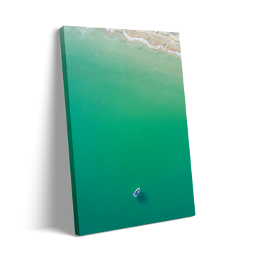 MINIMALIST BOAT